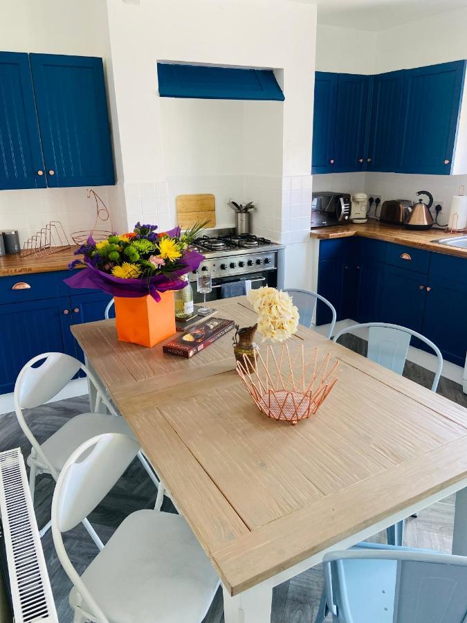 Funky Cozy Cottage With Outside Space Eastbourne Exterior foto